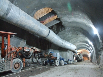 Tunnel sprayed concrete